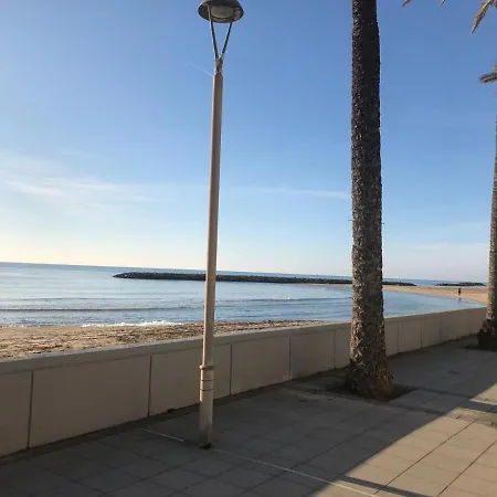 Vilanova Playa Apartment